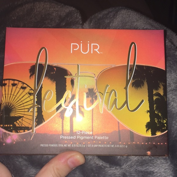 Pur Festival 12-Piece Pressed Pigment Palette - Picture 1 of 5